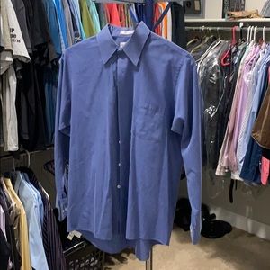 VanHeusen men’s dress shirt